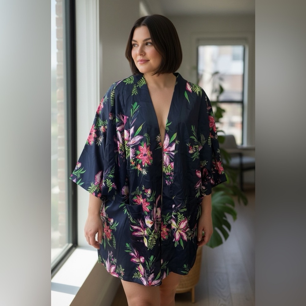 Addition Elle x Micheal Studio Floral Kimono Satin Robe